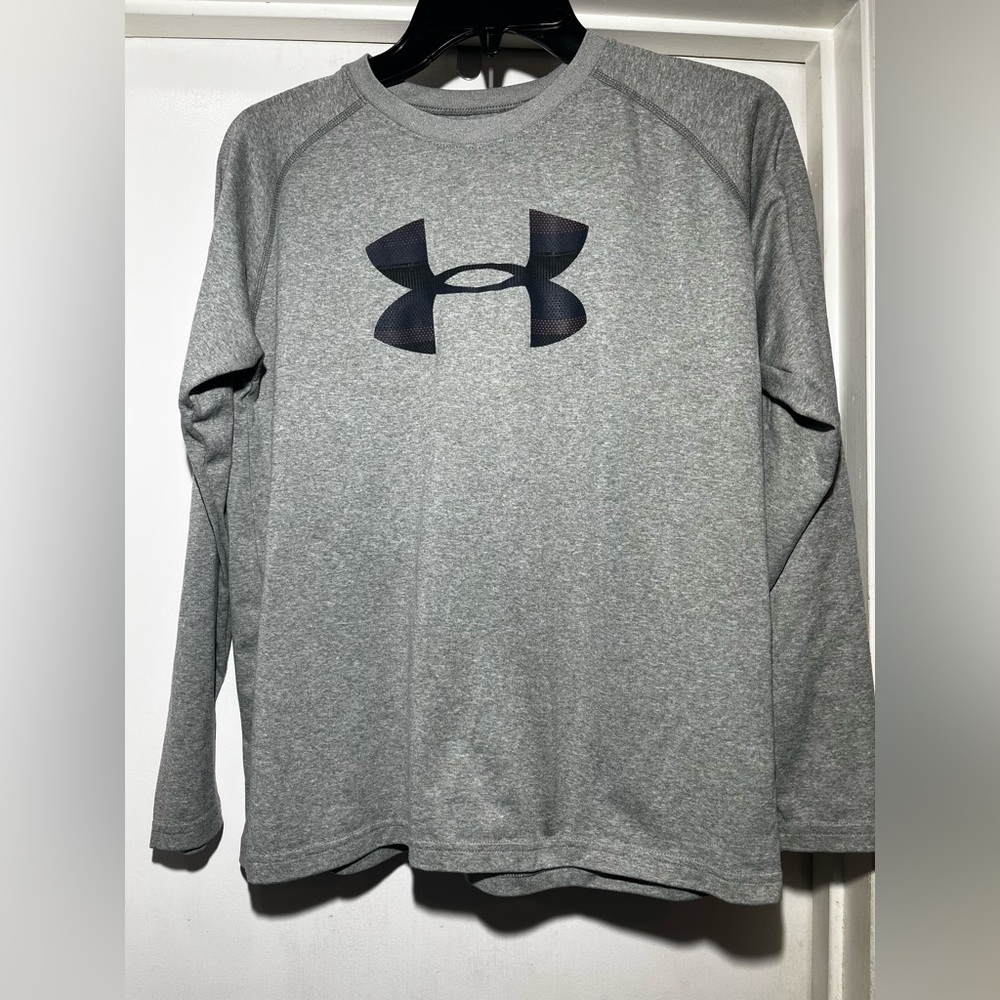 Under Armour Men's Heather Gray Long Sleeve Tee